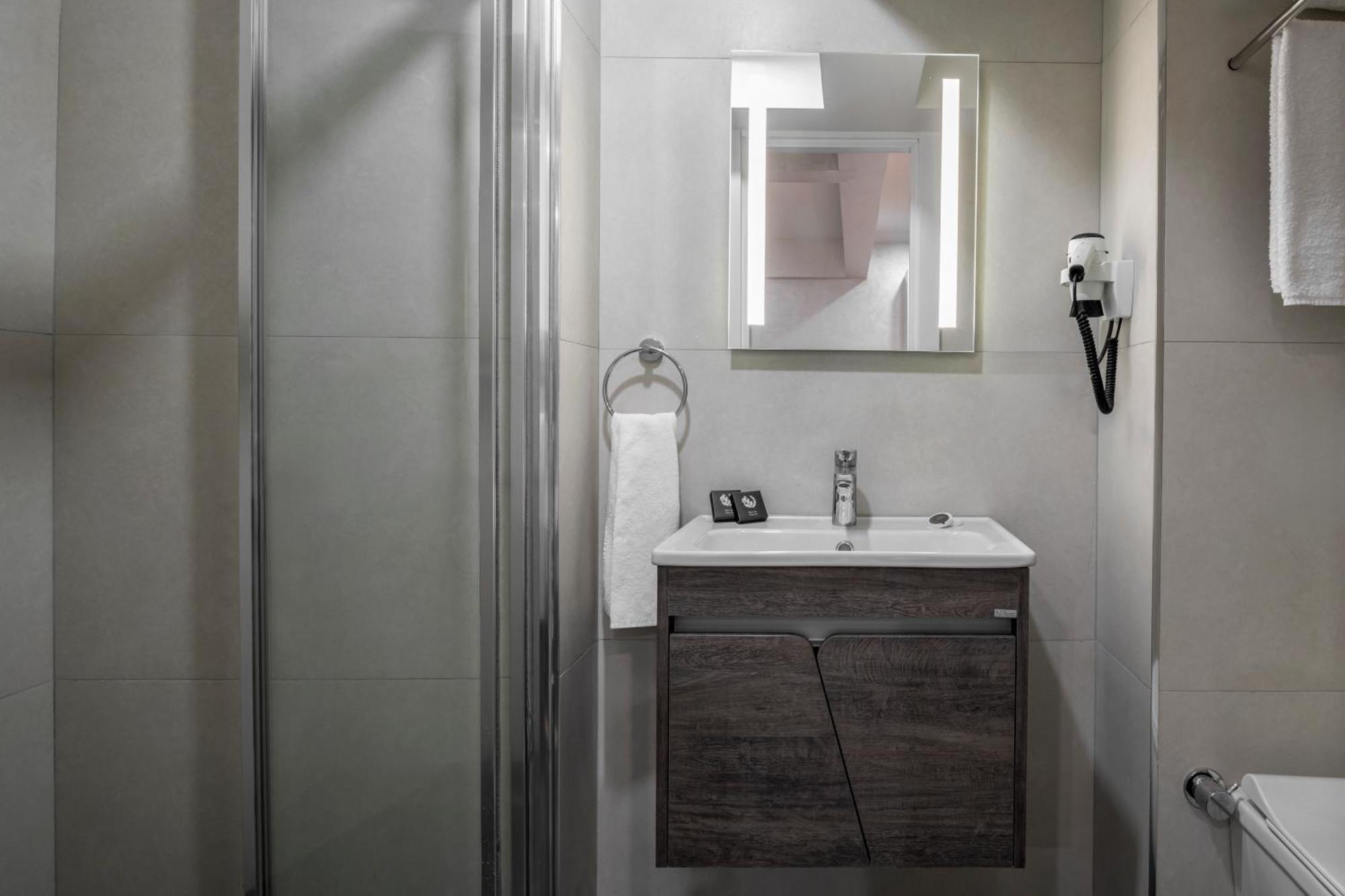 Istanbul Efes Hotel Room photo